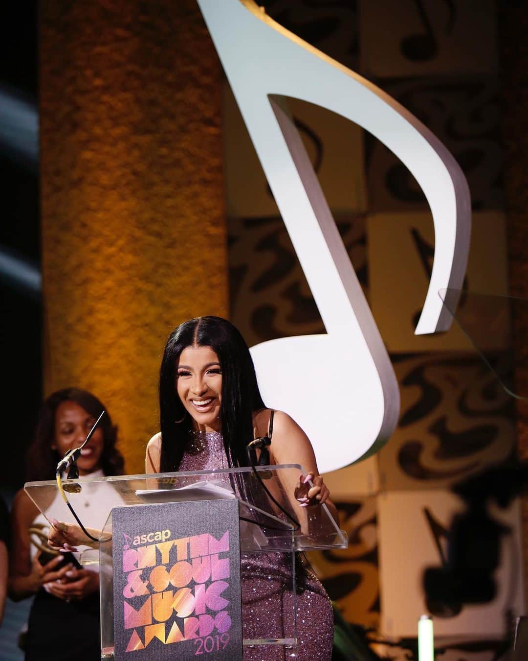 ASCAPさんのインスタグラム写真 - (ASCAPInstagram)「#CARDIB IS THE FIRST FEMALE RAPPER TO BE NAMED #ASCAP SONGWRITER OF THE YEAR #ASCAPURBAN」6月21日 14時55分 - ascap