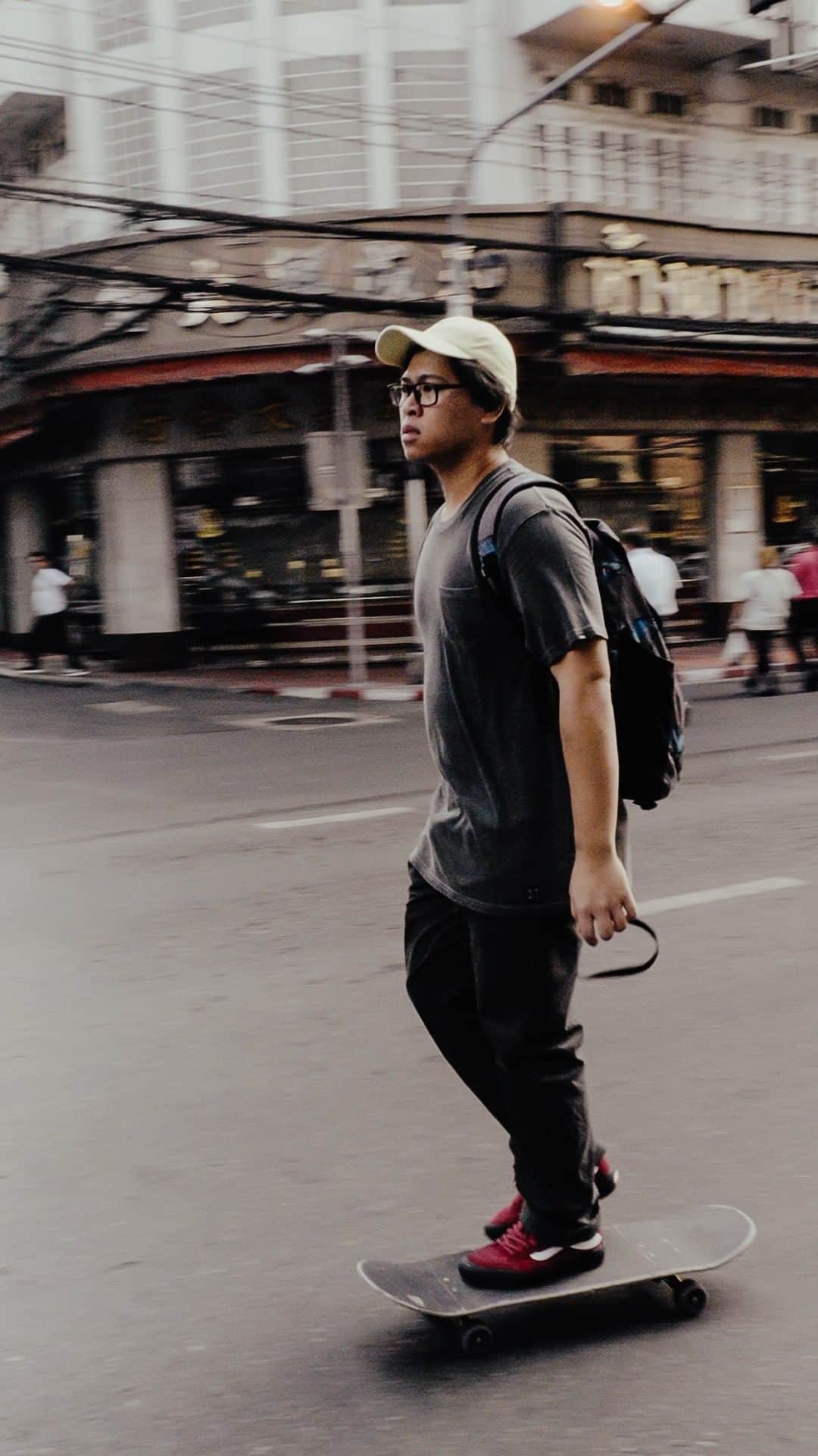 のインスタグラム：「Happy Go Skateboarding Day!  Check out Mark’s adventure in Bangkok and his mission to find RK69, a DIY skateboarding park built by the locals. Plus, some stops at other cool places in and around the city.」