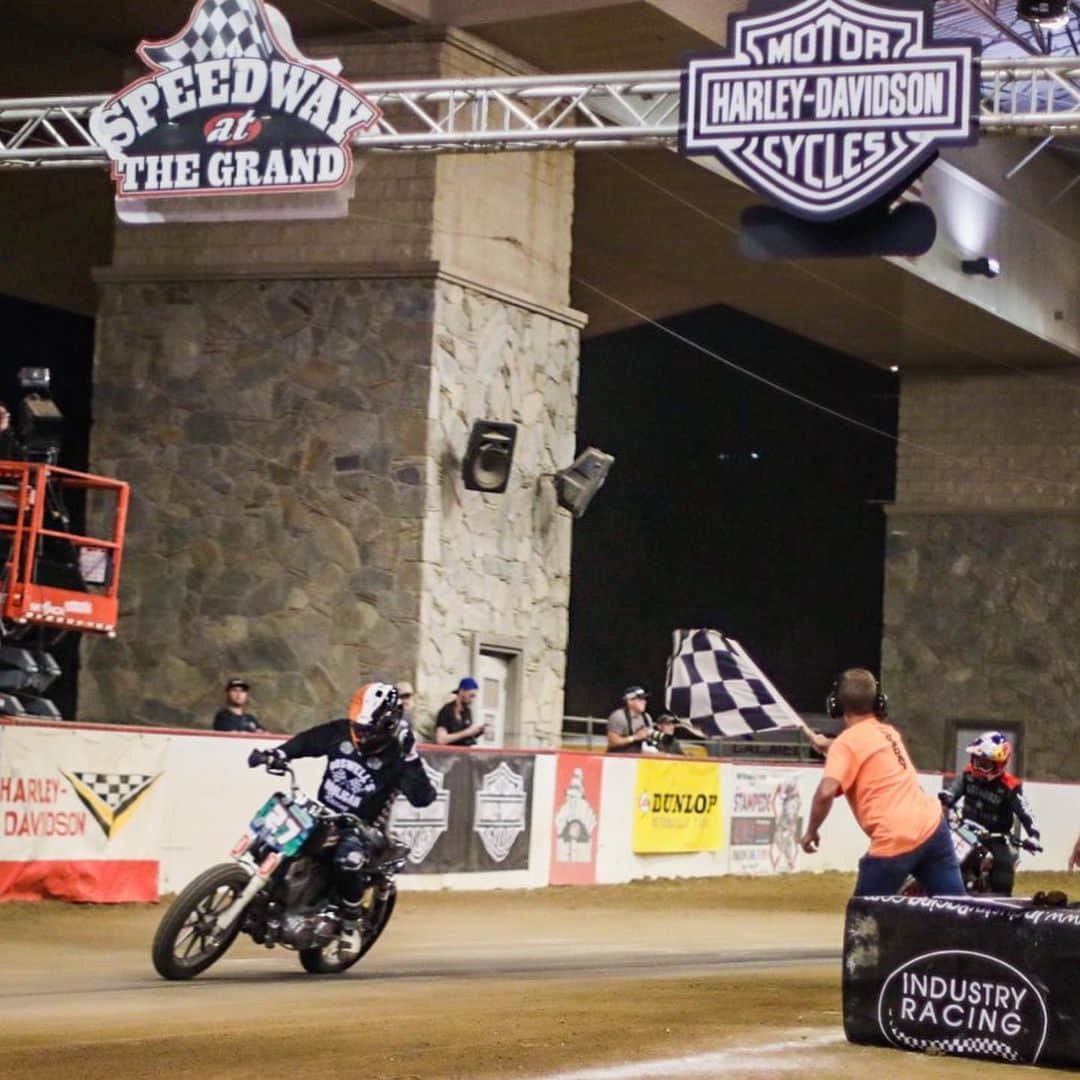 Harley-Davidsonさんのインスタグラム写真 - (Harley-DavidsonInstagram)「Congrats to @bradspencer_7m on the win and taking home the top qualifying spot at the @xgames #Hooligan Qualifier! Swipe through to see highlights from tonight’s action. 📷 @badbeard  #ICYMI - Watch the replay of the full broadcast of the #XGames Hooligan qualifier on our Facebook page.  #HarleyDavidson #BornFeee #Bf11 #HarleyHooligans」6月21日 15時28分 - harleydavidson