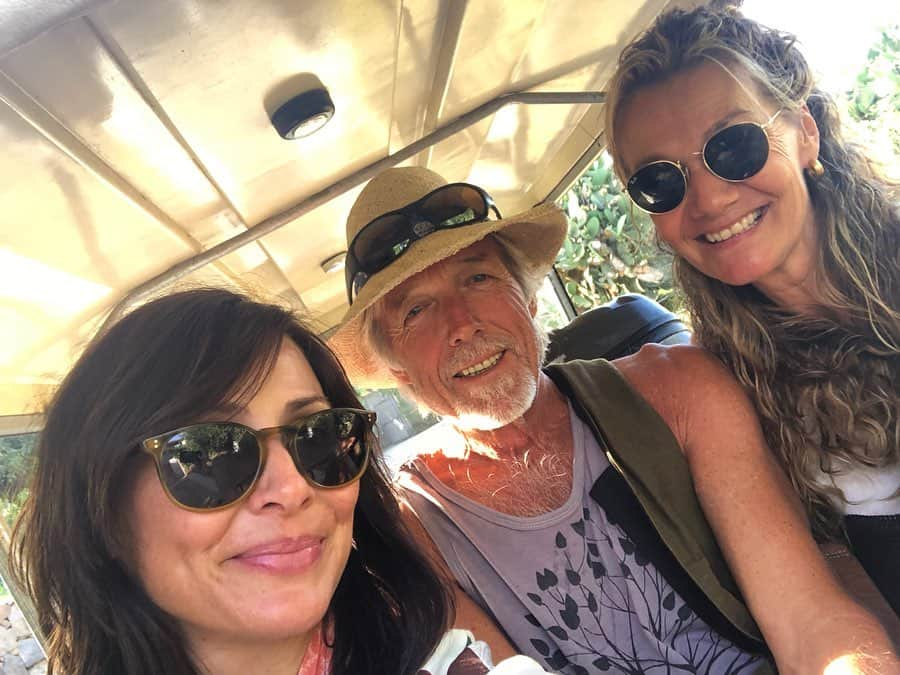 ナタリー・インブルーリアさんのインスタグラム写真 - (ナタリー・インブルーリアInstagram)「Chopper with #chopperjohn and Julia from #Panarea to view #Stromboli (active  volcano) from the sky!! .. then on to #Salina to my friends at @capofaro Thank you @ludovicodevivo Alberto, Margherita 😘💙 And then a lovely home cooked meal at Giuseppe Mascoli @kikapan  @7islands_eolie 😘 #siesta #salina」6月21日 16時15分 - natalie_imbruglia