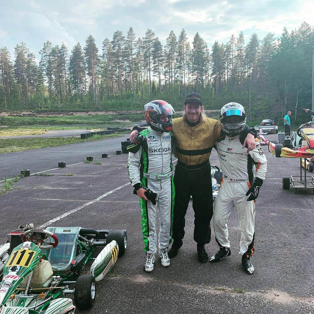 勝田貴元さんのインスタグラム写真 - (勝田貴元Instagram)「Karting at Finland! Good competition with @jonnehalttunen and Finnish kart drivers! Definitely karting is best training for me! Next time we’ll have even more tight competition with @kallerovanpera 😎 昨日はマイカートのシェイクダウンで、カート乗ってきました🇫🇮！ やっぱりカート最高ですね😆 腕パンパンだけど、これがまた気持ちいい😂 次はカッレも参加なのでカートでの勝負は負ける訳にはいかないなぁ😎 #karting #ricciardokart #tonykart #rotax #max #fun #finland」6月21日 16時32分 - takamotokatsuta