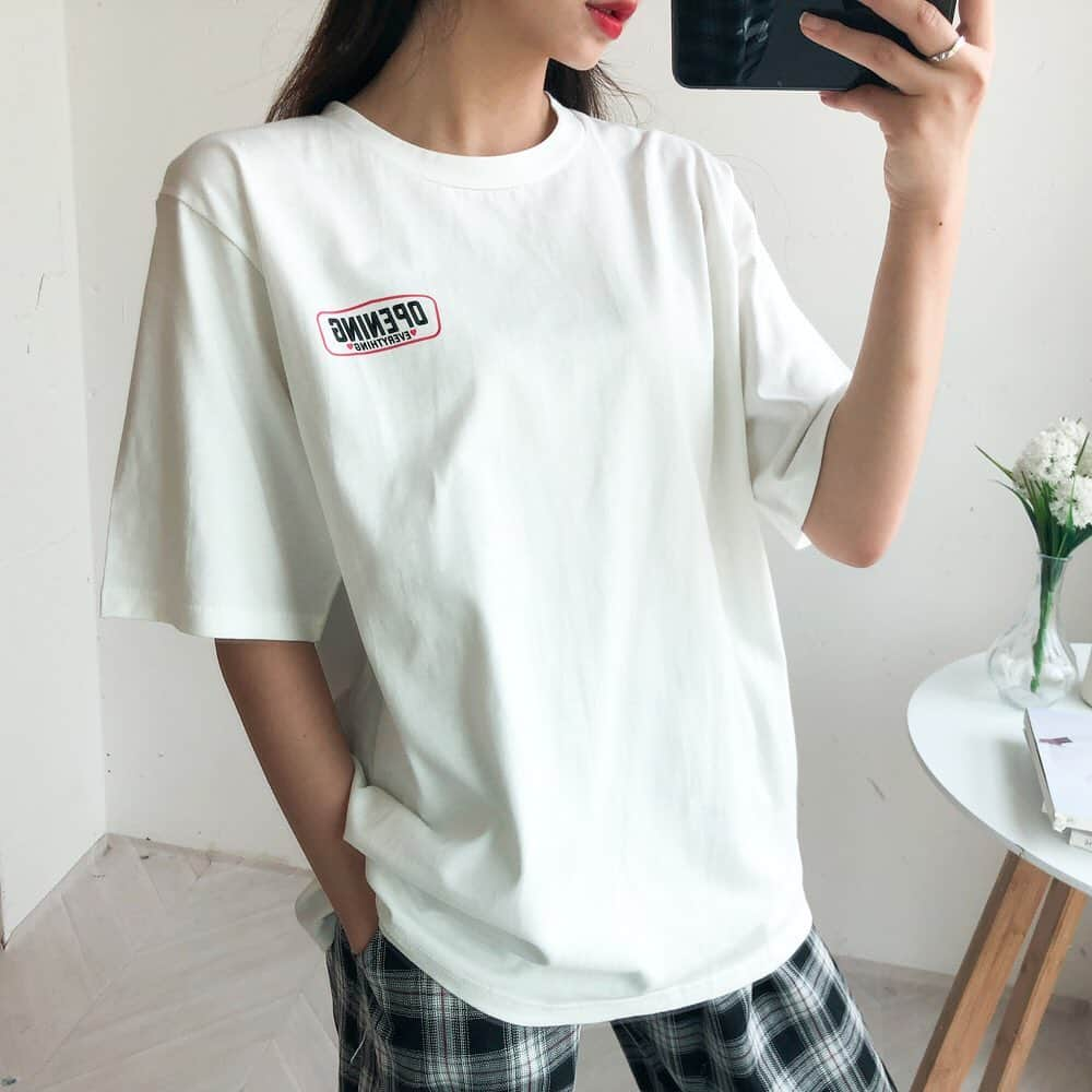 ガールズルールさんのインスタグラム写真 - (ガールズルールInstagram)「. 週末全商品10%セール中💕 . オープニングTシャツ (t6616) color : BLACK, IVORY, YELLOW GREEN . #걸스룰 #한국 #한국패션 #얼짱 #데일리룩 #오오티디 #koreanfashion #girlsrule #ootd #twinlook #dailylook #ガールズルール #韓国 #韓国ブランド #韓国ファッション #韓国ファッション通販 #今日のコーデ #オルチャン #オルチャンファッション #韓国アイドル #カップルコーデ #韓国好きな人と繋がりたい」6月21日 17時32分 - girlsrule_official