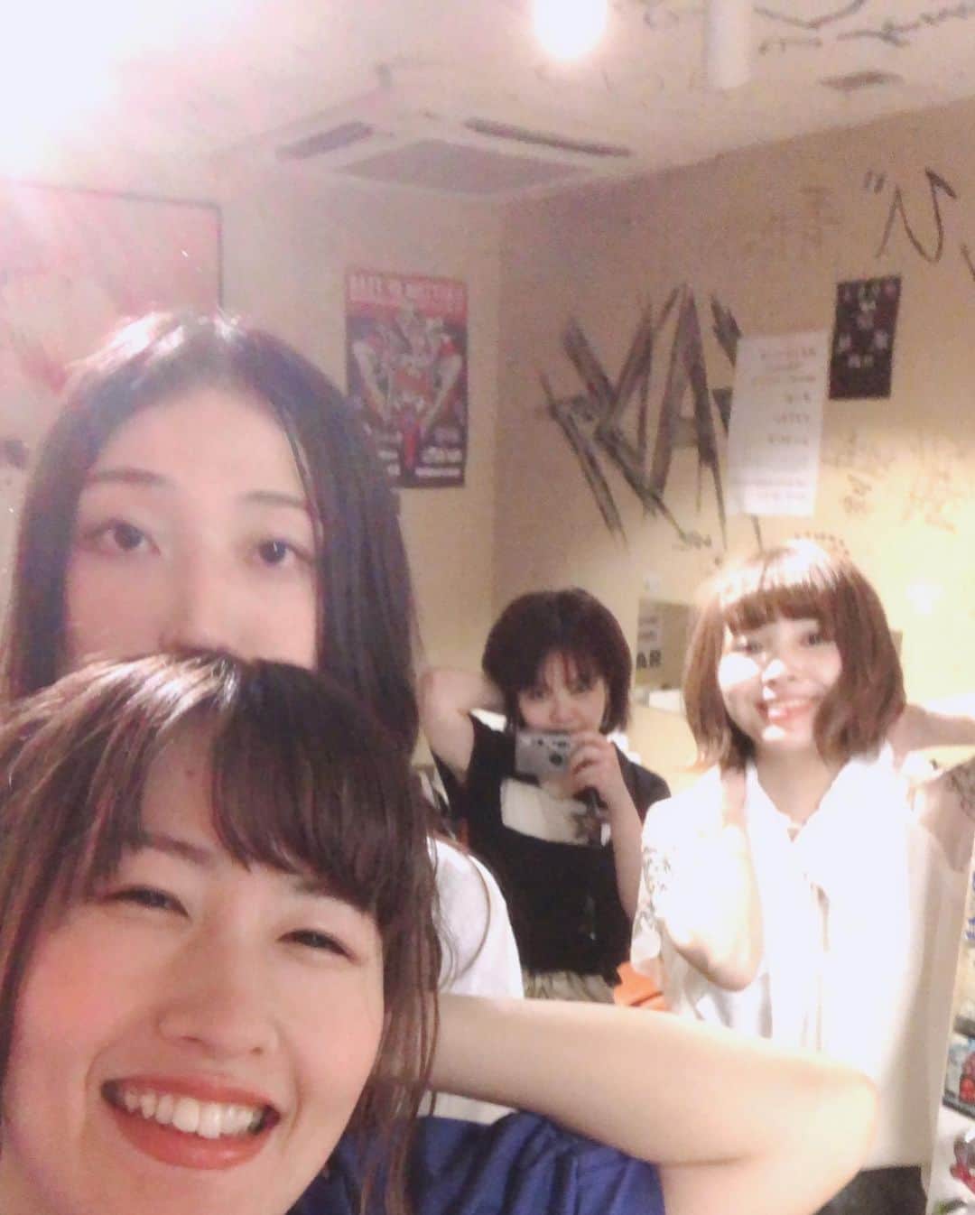 澤村小夜子さんのインスタグラム写真 - (澤村小夜子Instagram)「#ねごと #ラストツアー #初日 #恵比寿リキッドルーム #liquidroom  #ライブ後 #アイシング #ブレブレ #おつかり #ありがとう」5月29日 1時27分 - sayako_negoto