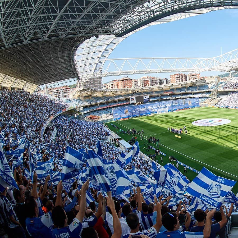 LFPさんのインスタグラム写真 - (LFPInstagram)「💙 A N O E T A 💙 • #RealSociedad #Anoeta #LaLigaSantander #LaLiga」5月29日 2時29分 - laliga