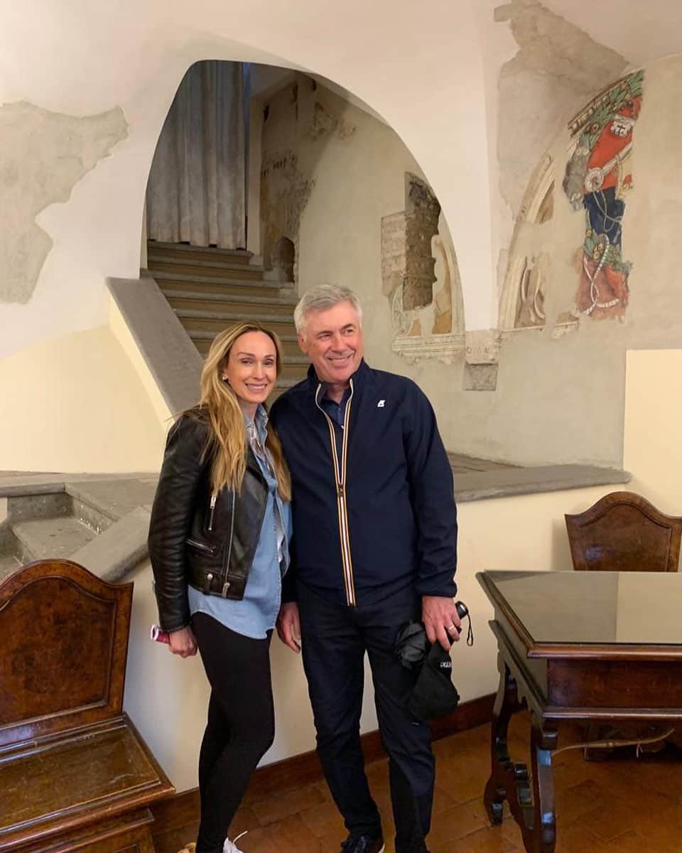 カルロ・アンチェロッティのインスタグラム：「La settimana comincia con una visita a La Città del Vaticano. Un privilegio!  Started the week with a visit to The Vatican City. Incredible!」