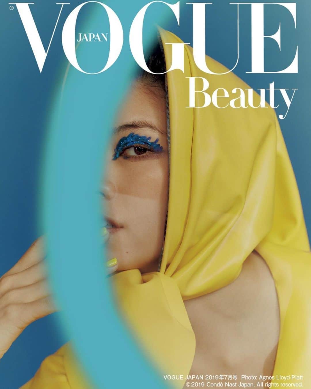 のインスタグラム：「VOGUE Japan Beauty Cover💛July issue Neon Chic💛Make up by SADA ITO」