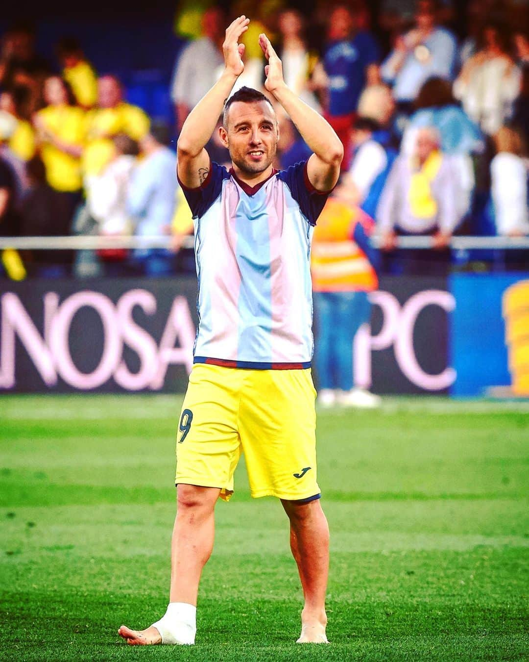 LFPさんのインスタグラム写真 - (LFPInstagram)「@santicazorla: an example to everyone! 👏🏻💛 • #Cazorla #Villarreal #LaLiga #LaLigaSantander」5月28日 17時58分 - laliga