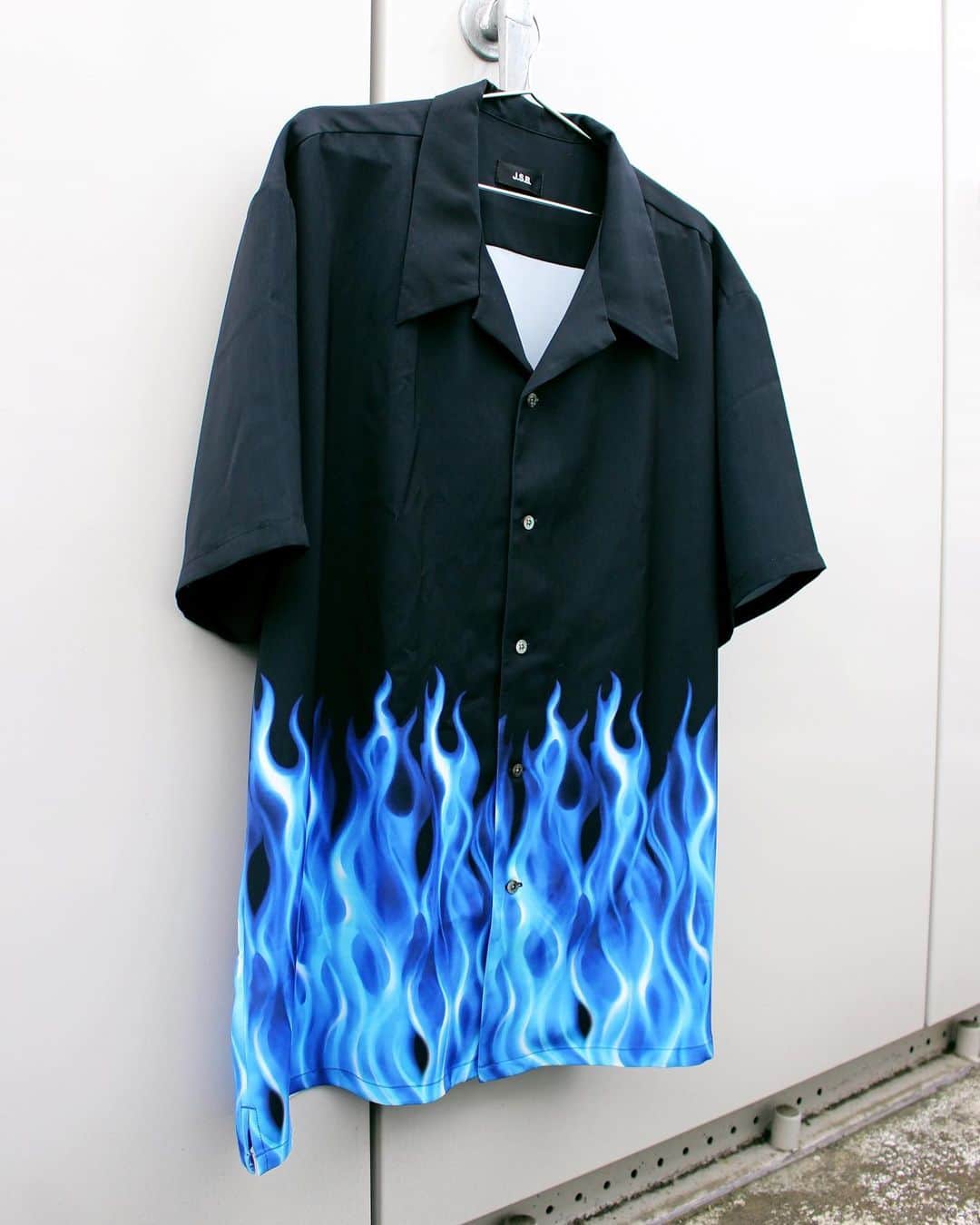 J.S.Bさんのインスタグラム写真 - (J.S.BInstagram)「Blue Flame S/S Shirt  #jsb #jsbofficial」5月28日 18時00分 - j.s.b._official