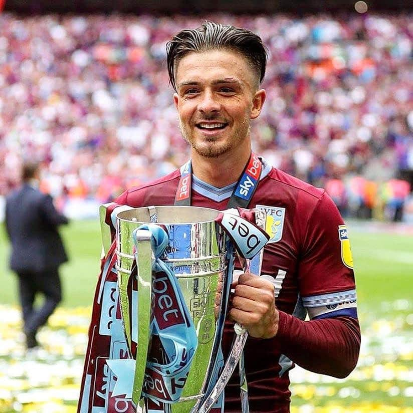 ジャック・グリーリッシュさんのインスタグラム写真 - (ジャック・グリーリッシュInstagram)「Best feeling ever. ❤️ #AVFC」5月28日 18時45分 - jackgrealish