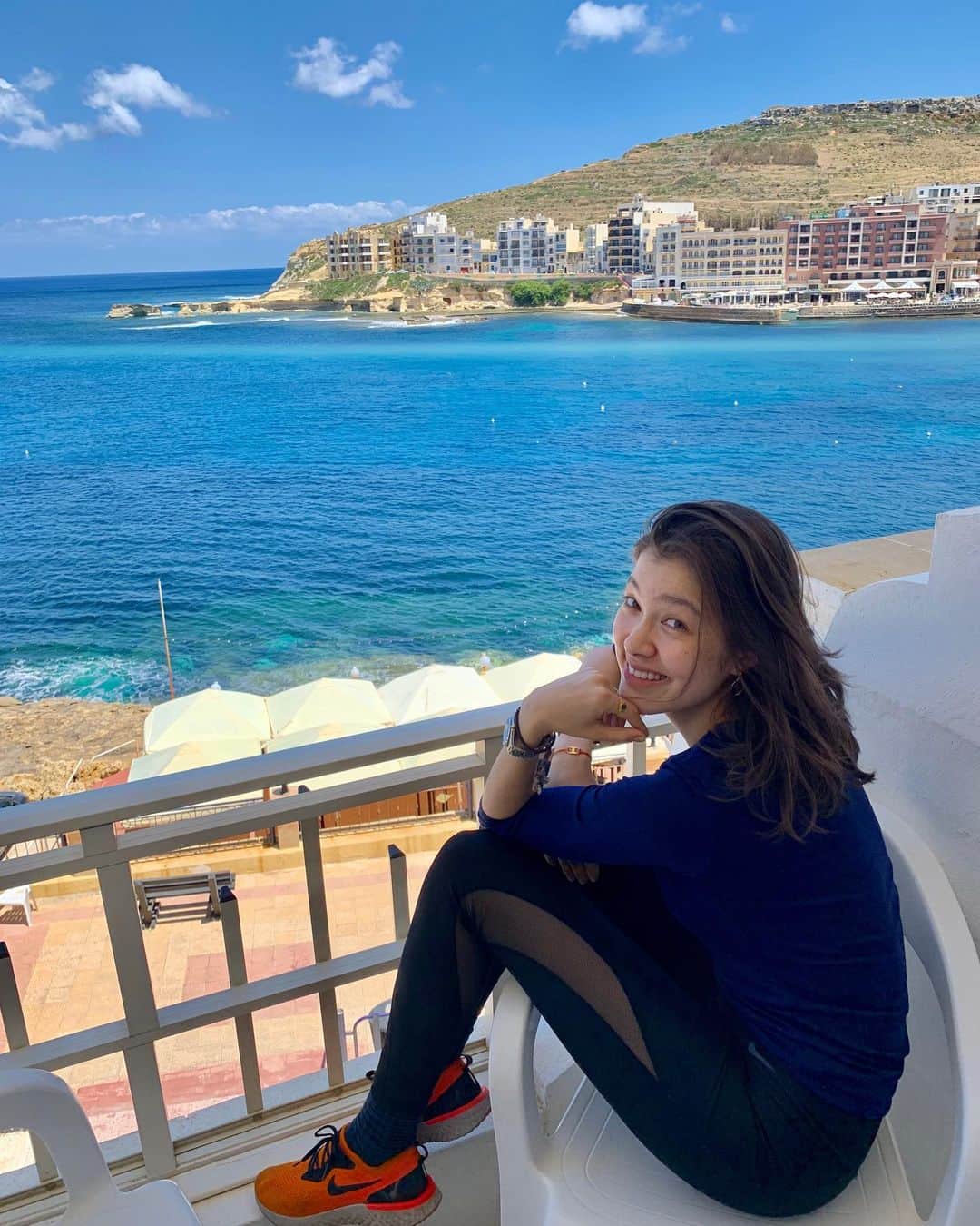 香華（KOuKA）のインスタグラム：「24 hours of travel later! ☀️ #summer #koukatravels」