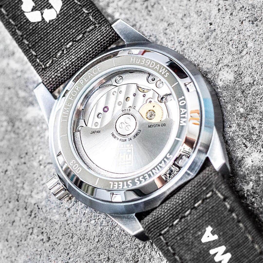 TRIWAさんのインスタグラム写真 - (TRIWAInstagram)「It’s finally here 💥 TRIWA x Humanium Metal goes automatic. Limited to 30 pieces only, so hurry up! ⠀⠀⠀⠀⠀⠀⠀⠀⠀ Powered by a 24 jewel Citizen Miyota automatic movement this beauty will keep on ticking for generations #timeforpeace」5月28日 19時11分 - triwa
