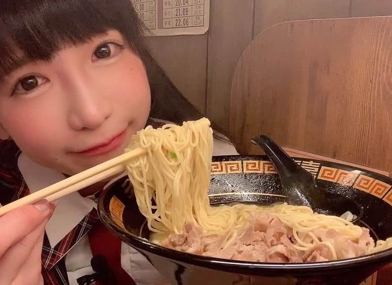 もえのあずきのインスタグラム
