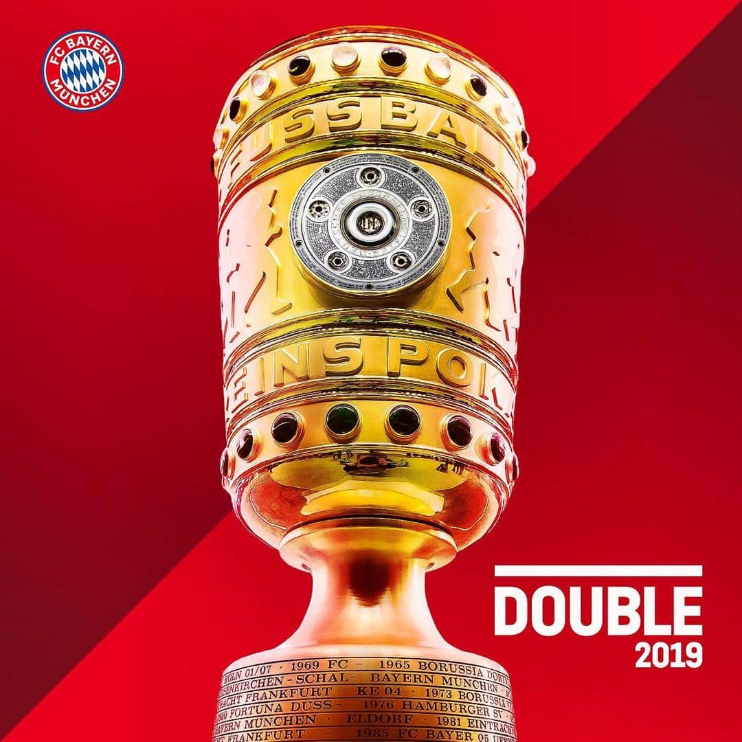 バイエルン・ミュンヘンさんのインスタグラム写真 - (バイエルン・ミュンヘンInstagram)「🏆 DOUBLESIEGER 2019 🏆 . #TrophyTuesday #MEIS7ER #Pokalsieger #MiaSanMia #FCBayern #🔴⚪️ #🏆」5月28日 19時28分 - fcbayern