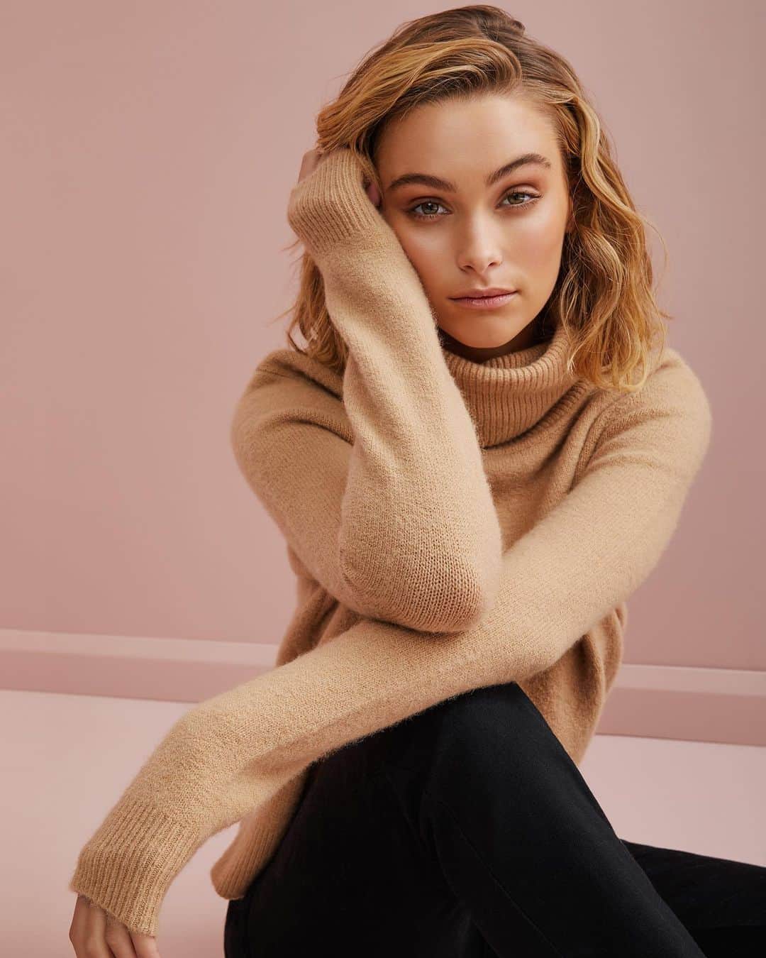 KOOKAI さんのインスタグラム写真 - (KOOKAI Instagram)「Join Kookai in celebrating Wool Week ✨ Woven throughout the Kookai collection each Season, wool has earned its place as one of our favourite fibres. Tap to shop the Jennifer Turtle Neck Jumper, available in Coffee and Black in boutiques and online •• #kookai #kookaiwool #kookaiwoolweek」5月28日 19時37分 - kookai_australia