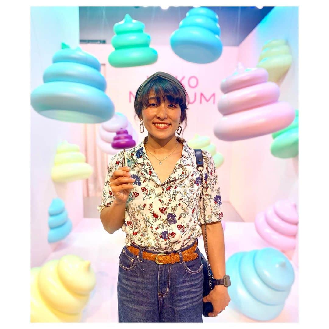 小林由佳さんのインスタグラム写真 - (小林由佳Instagram)「💩UNKO MUSEUM💩 with KOBAYA sisters🎀👩🏻👧🏻👱🏻‍♀️🎀  こばやシスターズ恒例の夏の遠足👯‍♀️🎐  わたしはスーパー乙女なので こんなとこ全然行きたくなかったんだけど 連行されて行ったら 思ってたより楽しくて、だいぶはしゃいだ🙌🏻😂😂😂  #うんこミュージアム #こばやシスターズ #うんこばやシスターズ #頭おかしいと連呼される #姉ちゃんだぞ #振り向いたらお客さんいっぱいいた #はず」5月28日 20時31分 - yuca_tan