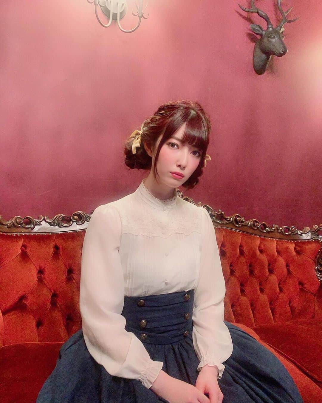 日下部美愛のインスタグラム：「いよいよ明日から舞台｢楽園の女王｣ 初日を迎えます。 はあー不安しかないけど、皆さんの目に 楽園の女王の世界がどう映るのか、 とっても楽しみです。 是非お待ちしております🖤🖤 . . #photo #japan #model #me #portrait #portraitphotography #fashion #makeup #followme #instagood #camera #cosplay #cosplaygirl #한국 #맞팔 #사진 #데일리 #데일리룩 #粉我 #偶像 #ファインダー越しの私の世界 #メイド #内衣」