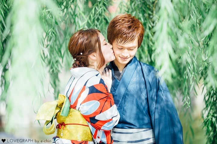 Lovegraph［ラブグラフ］さんのインスタグラム写真 - (Lovegraph［ラブグラフ］Instagram)「. 2人で初めての京都旅行で撮影。 彼の着物姿に少し照れたりして すてきな思い出になりました。 ㅤㅤㅤ ┈┈┈┈ ㅤㅤㅤ ストーリーで今夜限定の特別プレゼント配信中です…みてね☺️ ㅤㅤㅤ ┈┈┈┈ ㅤㅤㅤ こちらも更新しております@lovegraph_kids @lovegraph_maternity @lovegraph_wedding ㅤㅤㅤ #Lovegraph #ラブグラフ #カップルフォト #着物 #和服 #着物デート #着物ヘア #カップルコーデ #記念日 #カップル旅行 #お出かけ #のんびり休日 #出張撮影 #カップル写真 #カップル撮影 #ロケーションフォト #ロケーション撮影 #エンゲージメントフォト #記念日デート #カップル #写真好きな人と繋がりたい #旅行 #京都旅行 #カップル旅行」5月28日 21時35分 - lovegraph_me