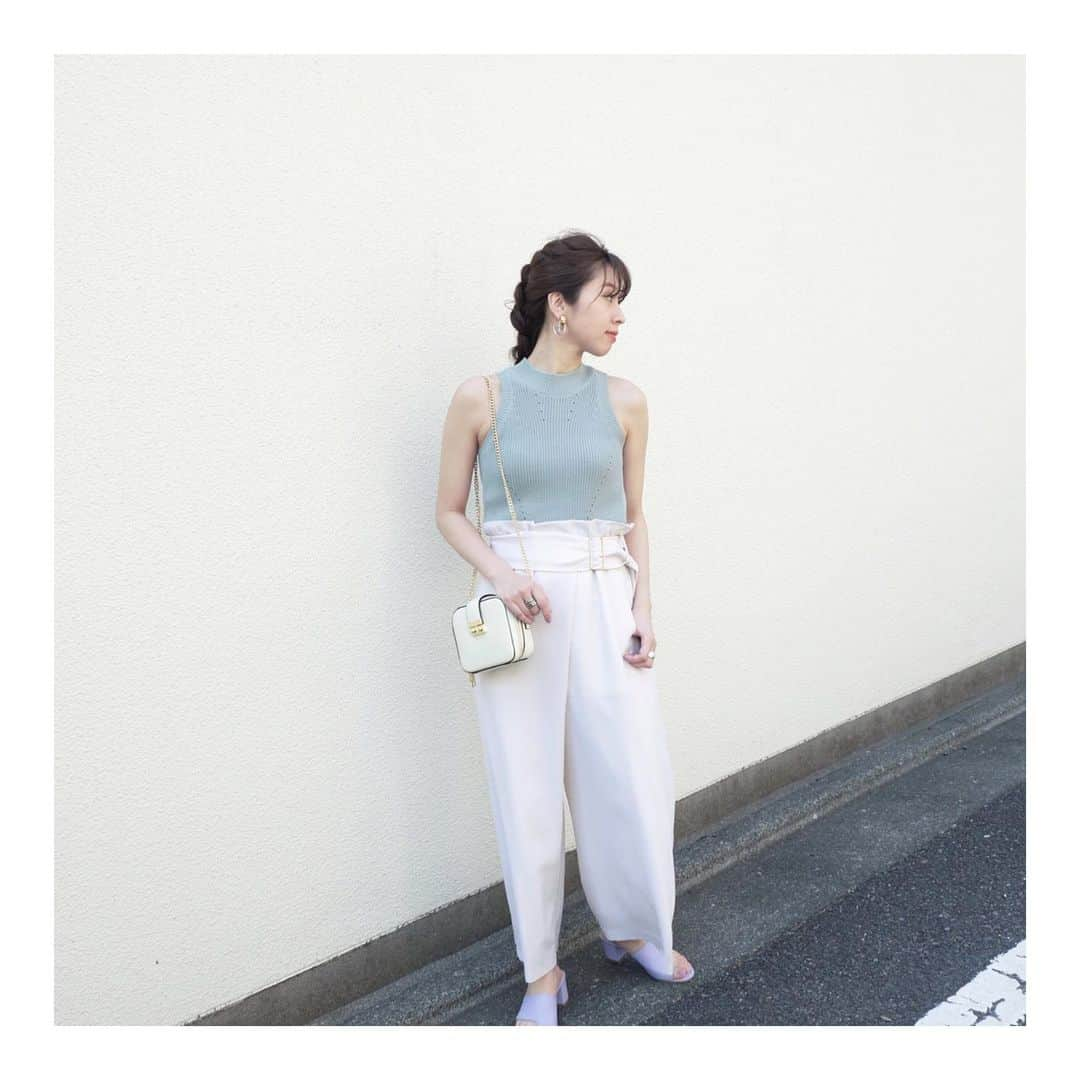 JewelChanges Official Accountさんのインスタグラム写真 - (JewelChanges Official AccountInstagram)「SUMMER_CODE... STAFF RECOMMENDED／@em_szp KNIT ¥9,612 NO. 6618-119-0264 PANTS ¥12,960 NO.6614-199-0782 . . #unitedarrows#EMMELREFINES#2019SS_EMMELREFINES#emmelrefines #summerfashion #knit #pants #ユナイテッドアローズ #エメルリファインズ#サマーニット #ノースリーブ #パンツ #ウエストマーク #パンツコーデ #夏コーデ #きれいめカジュアル #きれいめコーデ」5月28日 22時20分 - emmelrefines