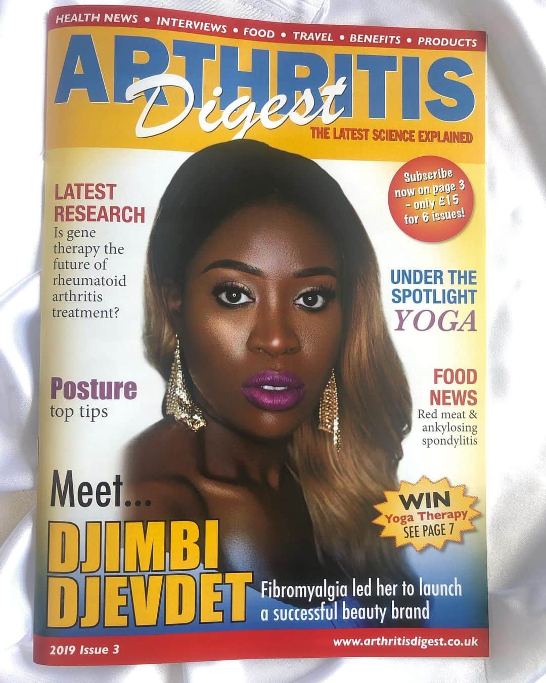 Makeup Addiction Cosmeticsさんのインスタグラム写真 - (Makeup Addiction CosmeticsInstagram)「So the hard copy of the magazine just arrived just today! 😱😍 I am on the cover of @arthritisdigest magazine! 💃🏾This is so exciting because it reflects on my journey of how it all started at the lowest point in my life. Being diagnosed at the time with fibromyalgia led me to create Makeup Addiction! Sometimes I have to stop and reflect on this rollercoaster journey that I have been on. One advice I sure can give you is to not ever give up on your dreams even if you feel like you are failing! 💋 #makeupaddiction  #ceo #womenbosses #makeupaddictioncosmetics #inspirationalquotes」5月28日 22時32分 - makeupaddictioncosmetics