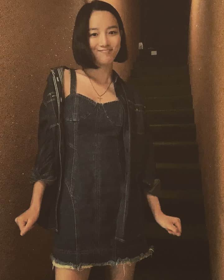 キム・ボヒョンのインスタグラム：「룰루랄라 기분 좋은 밤 🌙」
