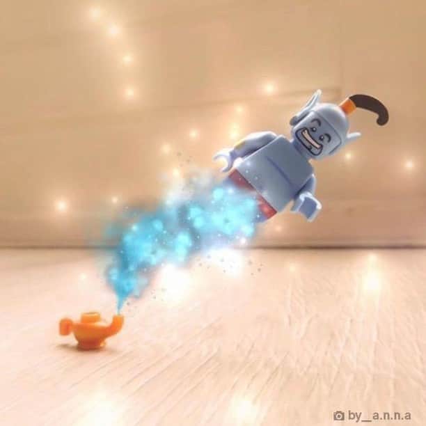 LEGOさんのインスタグラム写真 - (LEGOInstagram)「Are you ready to free Disney's Genie? 🧞 #Disney #Aladdin #LEGO #UGC  Thanks for the incredible image @by_a.n.n.a」5月28日 23時00分 - lego