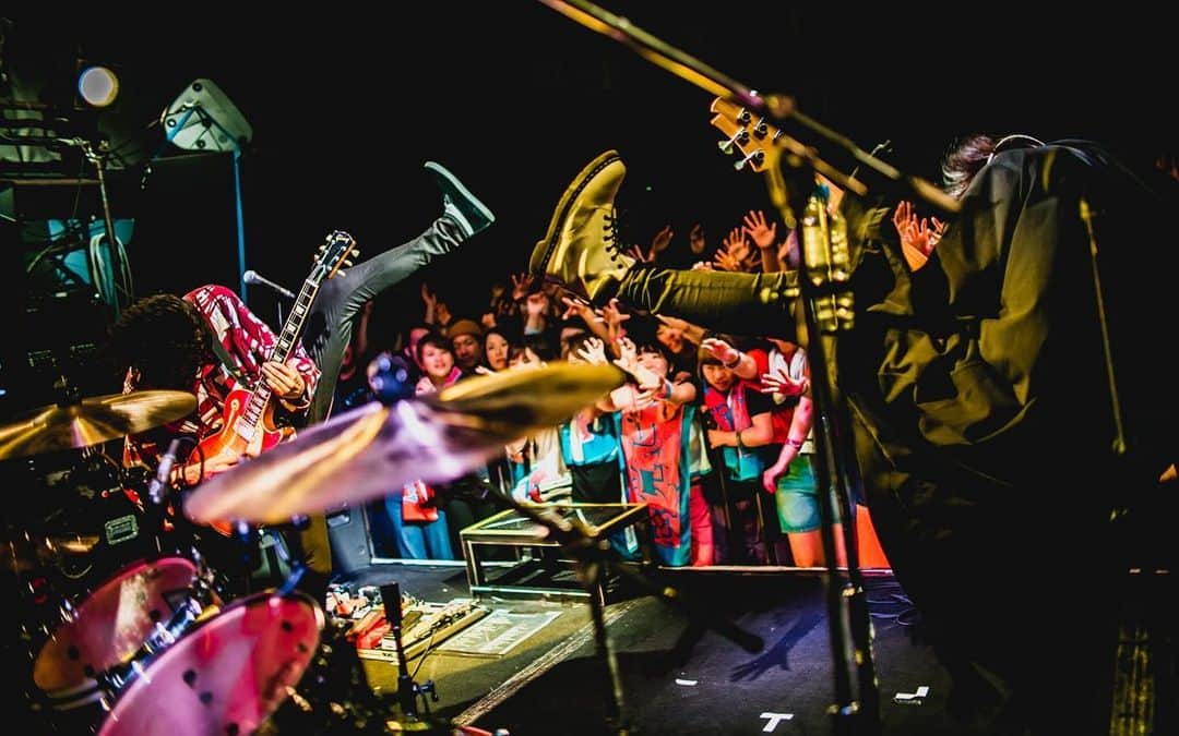 滝口大樹さんのインスタグラム写真 - (滝口大樹Instagram)「2019.05.28 茨城 LIGHT HOUSE w / アルカラ photo:@yamada_mphoto #感覚ピエロ #LR2019」5月28日 23時08分 - daiki_bass5