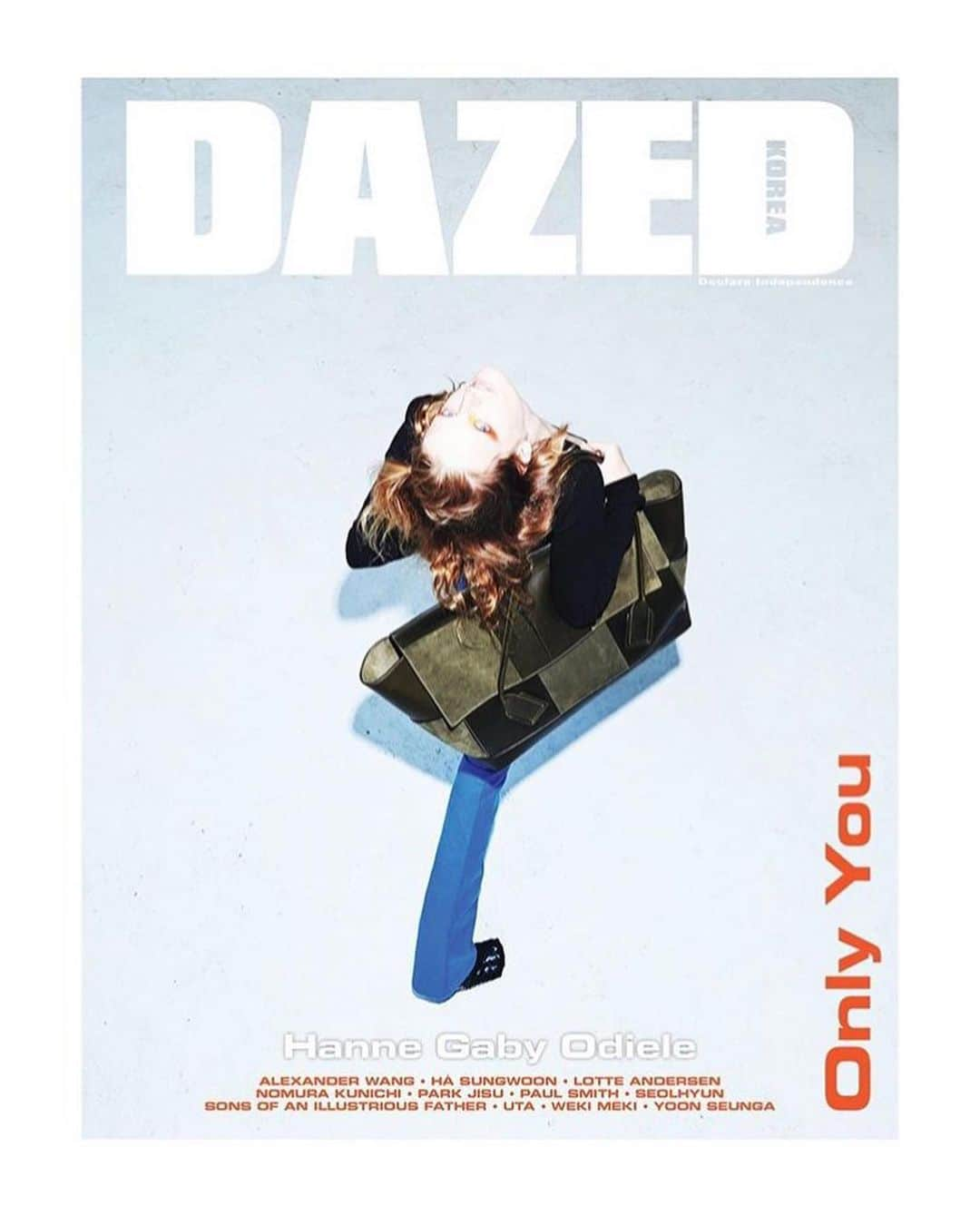 ハンネ・ギャビー・オディールさんのインスタグラム写真 - (ハンネ・ギャビー・オディールInstagram)「New @dazedkorea cover with @bottegaveneta 💥✌️」5月28日 23時07分 - hannegabysees