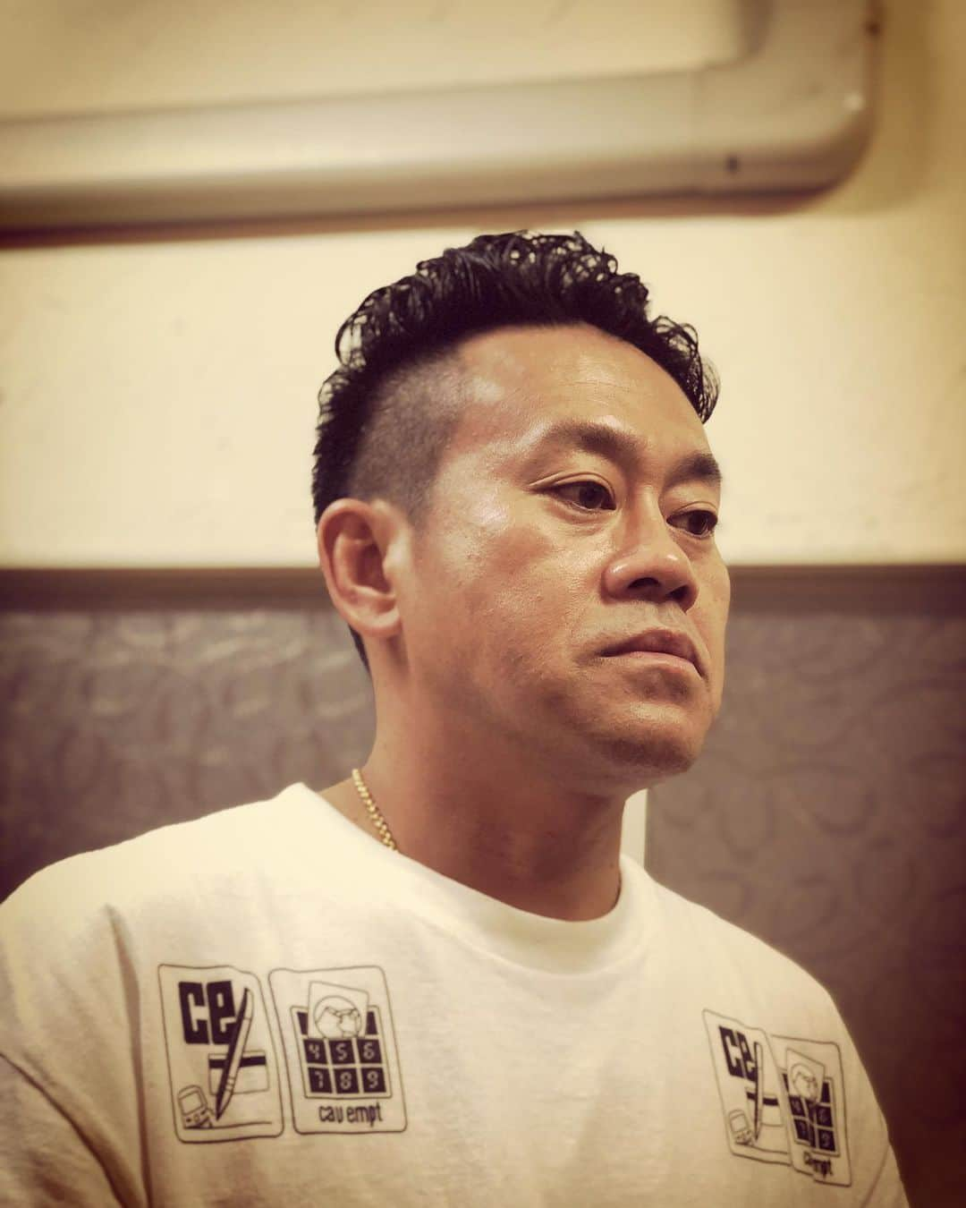 杉本知香さんのインスタグラム写真 - (杉本知香Instagram)「😆😆😆 #中目黒美容室 #宮川大輔 #東MAX#東貴博 #ロバート山本#ロバート#山本博 #スナップチャット#snapchats」5月28日 23時24分 - sugimotoc