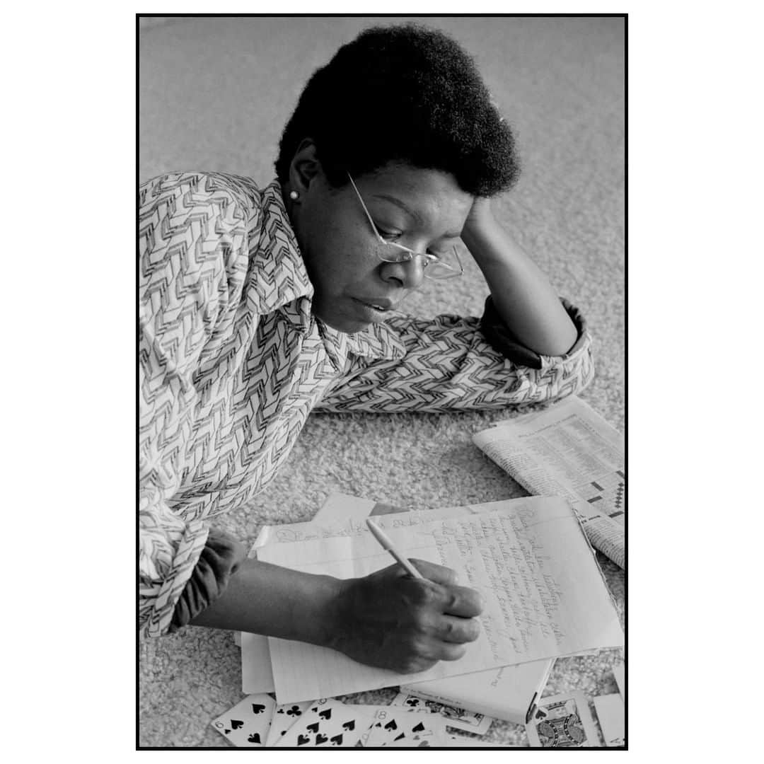 Magnum Photosさんのインスタグラム写真 - (Magnum PhotosInstagram)「American author and poet Maya Angelou. USA. 1974. . Today marks the 5th anniversary of Angelou's death. . © #WayneMiller/#MagnumPhotos . #MayaAngelou #portrait」5月29日 0時00分 - magnumphotos