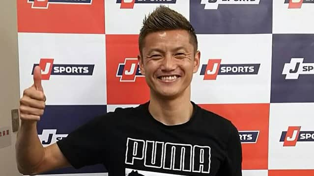 播戸竜二さんのインスタグラム写真 - (播戸竜二Instagram)「『日本戦🇯🇵』 ・ J SPORTSで放送している、FIFA U20ワールドカップ ポーランド2019🇵🇱 ・ 日本対メキシコ戦を、実況桑原学さんとのコンビで解説してきました！ ・ 日本戦を話せるチャンスなんてなかなか無い中、J SPORTSさんには本当に感謝しています！ ・ 全52試合やってます⚽️ ・ やはり日本戦🇯🇵 興奮しまくりの90分でした！ ・ 解説の難しさも実感しました。もっといろいろな勉強をして、バリエーションも増やさないといけないと思いました！戦術や技術、選手の息遣い、監督の表情、ピッチの状況、サポーターの興奮度、選手のストーリー、審判の判定、グループとしての団結、あげたらキリが無いくらい、伝えたい事がある、伝えないといけない事がある。 ・ その一つ一つを勉強しています。 ・ まだまだまだまだまだまだです⚽️ ・ 今後も、観ている人達が楽しく、面白く、勉強になり、終わった後に満足してもらえるような解説が出来るように頑張ります！ ・ ・ #JSPORTS #FIFA #U20ワールドカップ #Foot! #月曜日出ています #解説 #コメンテーター #奥が深い #勉強 #楽しむ」5月29日 0時02分 - ryuji_bando