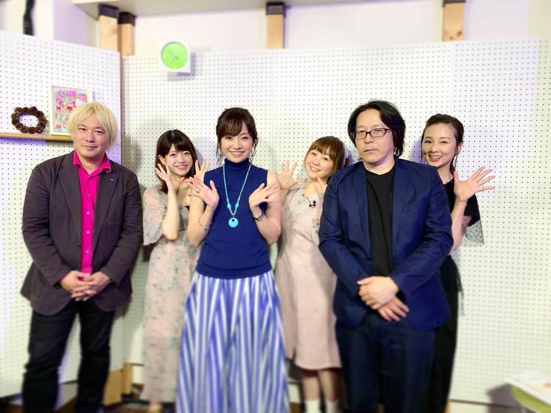 宍戸留美のインスタグラム：「#shuubi #安倍潤 #津田大介 #minmin #蝦名恵 #山咲智美 #oilinlife #juns #youtube #生配信」