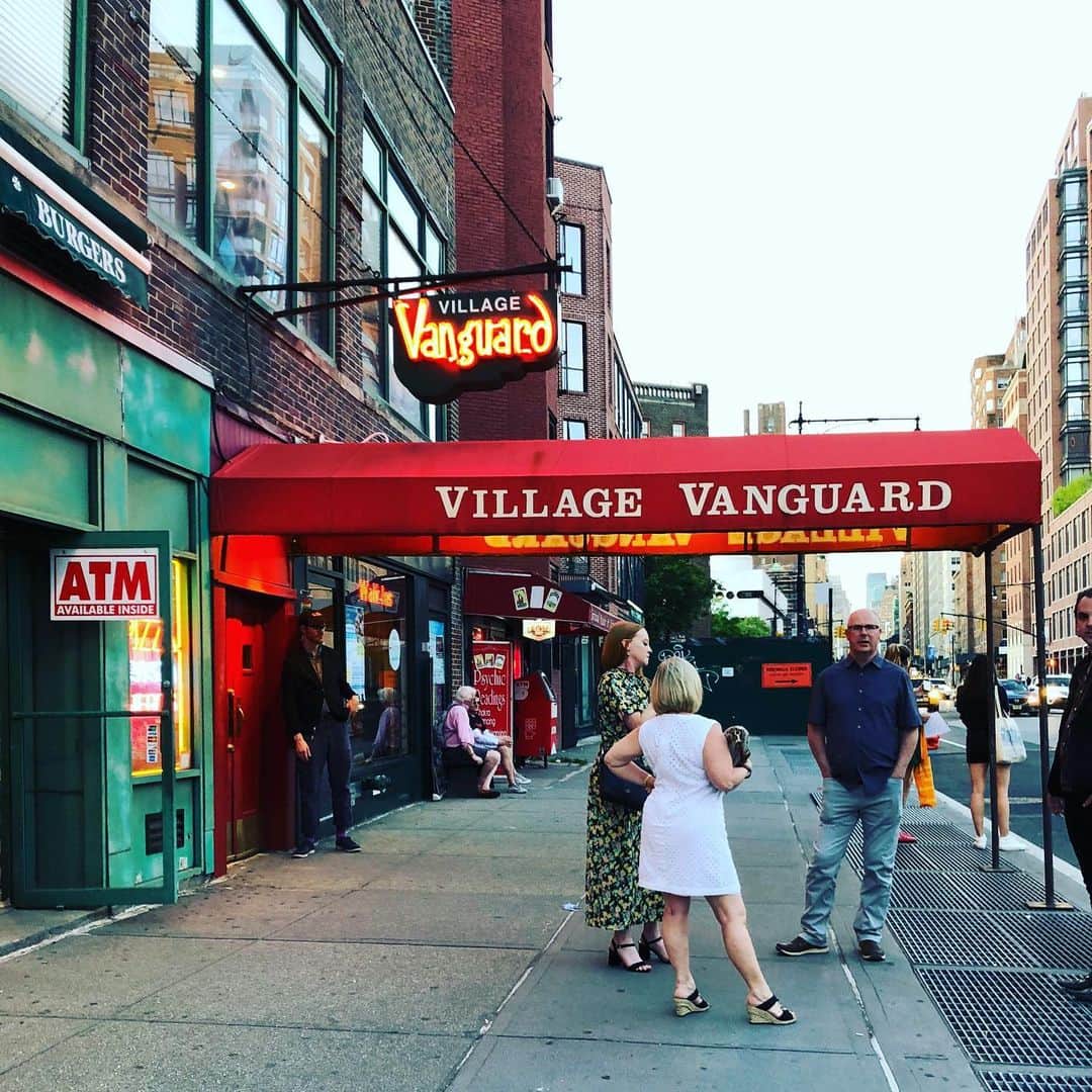 上杉洋史のインスタグラム：「Came to Vanguard Jazz Orchestra's gig. Village Vanguard. #villagevanguard #vanguardjazzorchestra」