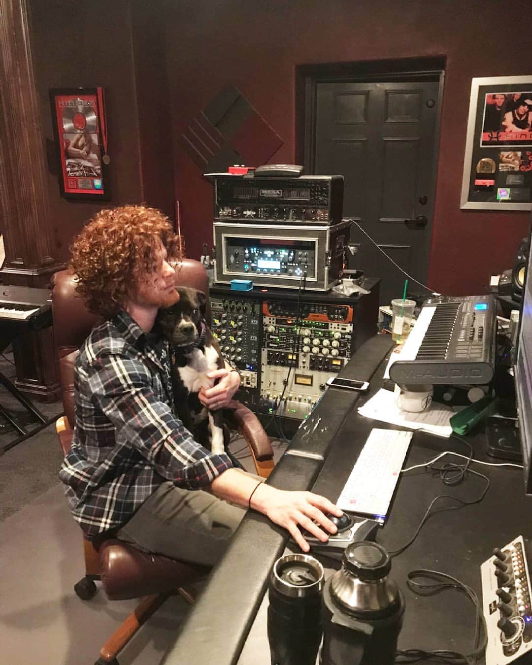 のインスタグラム：「Where it all begins.. 🎵 #HaloSingle #Lucky7Tour」