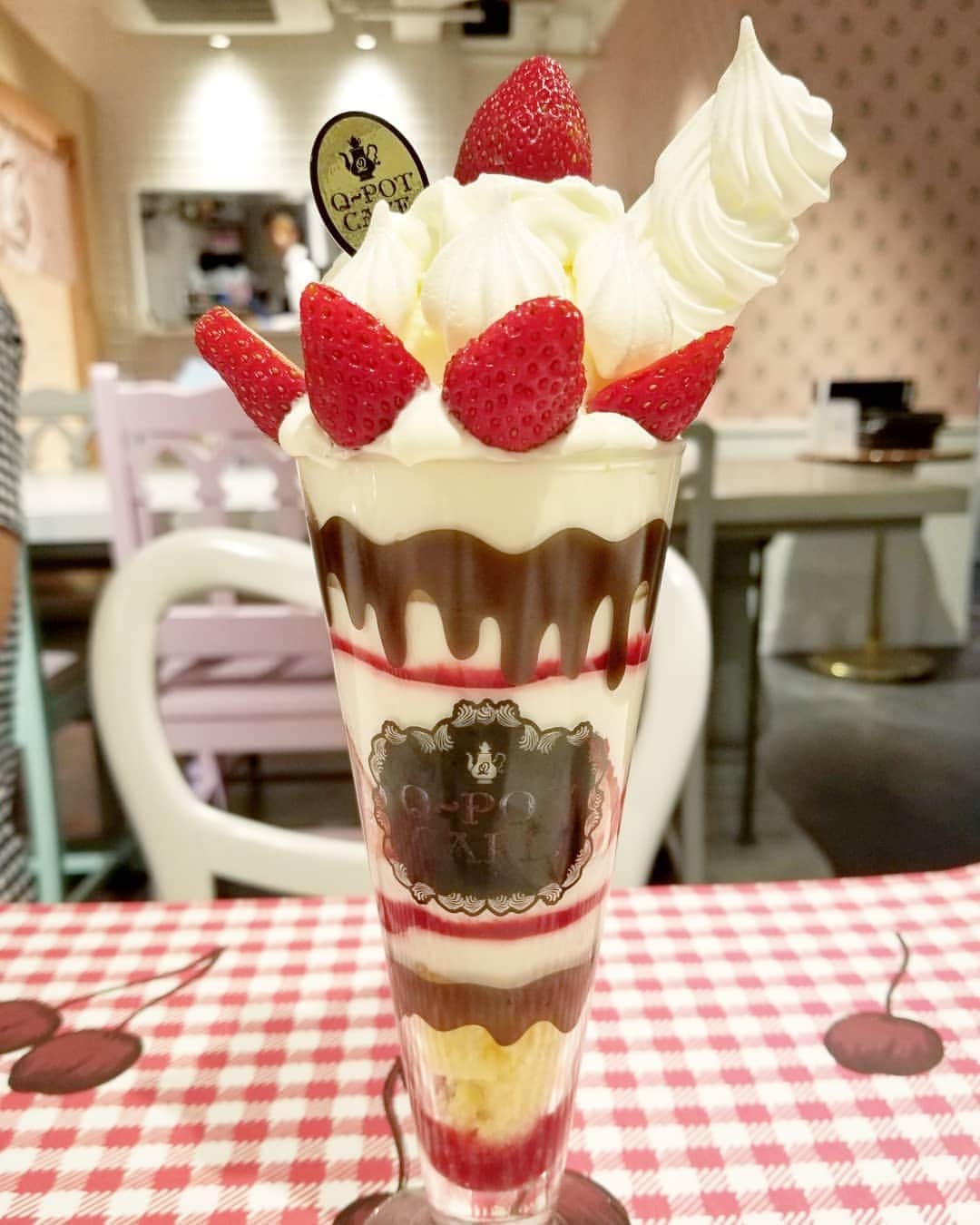 石関友梨のグルメインスタ