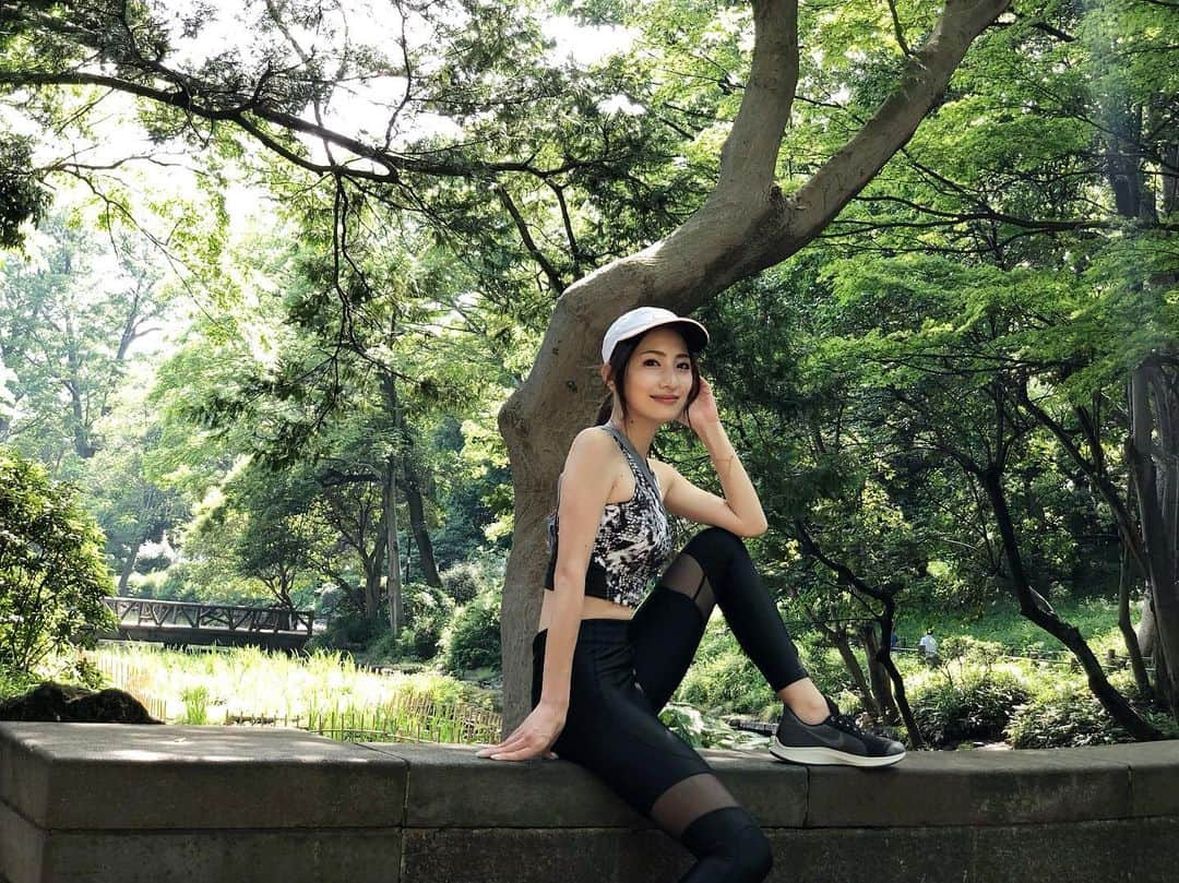 雨宮みずきさんのインスタグラム写真 - (雨宮みずきInstagram)「． 都会の自然豊かな公園って好きだな🌿 ． 今日は朝から美容DAY˚✧₊ ． #BONNYSQUADTOKYO #NIKEGIRLSTOKYO #nikesportsfinder #NIKE #niketokyo #nikewomen #running #training #workout #有栖川宮記念公園 #shibuya #daikanyama #ナイキ #ナイキ女子 #トレーニング #ランニング #ワークアウト #有栖川公園 #筋トレ女子 #ダイエット #トレーニング女子 #栄養士 #スポーツ女子 #スポーツウェア」5月29日 10時50分 - ammymzk0926