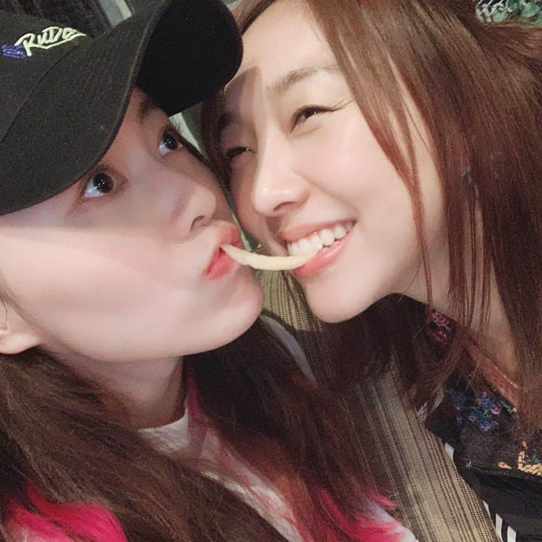 須田亜香里さんのインスタグラム写真 - (須田亜香里Instagram)「私の些細な表情とか気持ちとか気にかけてくれる優しいおじゅりちゃんとの時間を過ごして、私SKEになれてよかったなーって改めて思う今日この頃。  #ske48 #skebingo #炎の関東ツアー #愛知公演」5月29日 11時18分 - akarisuda