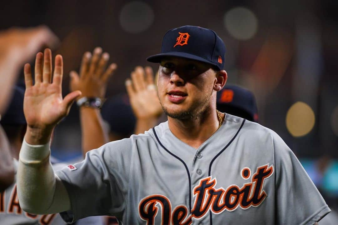 デトロイト・タイガースさんのインスタグラム写真 - (デトロイト・タイガースInstagram)「High fives and handshakes for a #TigersWin.」5月29日 11時50分 - tigers