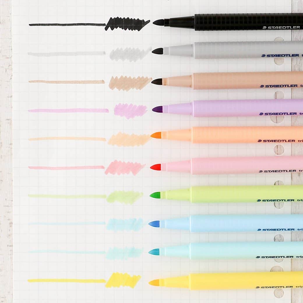 LOHACO（ロハコ）さんのインスタグラム写真 - (LOHACO（ロハコ）Instagram)「ミルキーカラーでポップにデコ🖍💓﻿ ステッドラーの「トリプラス」シリーズに﻿ ハイライターペンが登場💫﻿ ﻿ 弾力のあるペン先で細いライン➿🖍から﻿ 塗りつぶしまで思いのまま❣️﻿ ﻿ 三角の軸が手にフィットして﻿ とっても書きやすく疲れにくいんです😆💙﻿ 10色セットだから気分やページの雰囲気に合わせて使い分けもバッチリ👌💯﻿ ﻿ ケースはスタンドスタイルになるので﻿ デスクの上でも便利ですよ⭕️﻿ ＿＿＿＿＿＿＿＿＿＿＿＿＿＿﻿ ▼Instagramで紹介した写真の詳細は﻿ プロフィール @lohaco.jp から♪﻿ ﻿ ▼商品のURLはこちら﻿ https://685.jp/2Xaq0ey﻿ ＿＿＿＿＿＿＿＿＿＿＿＿＿＿＿﻿ ﻿ #ロハコ文具 #ステッドラー #staedtler #トリプラス #triplus  #tripluscolor #stationery﻿ #文房具 #stationeryaddict #文房具好き﻿ #文具好き #女子文具 #文具沼  #パステルカラー﻿ #文房具好きと繋がりたい #筆記具﻿ #マーカー #ペン #ノート術 #手帳　#勉強垢﻿ #なんでもロハコ #ロハコ #LOHACO﻿ #暮らし #くらし #インスタ映え﻿ #lohacobyaskul #askul #アスクル」5月29日 12時05分 - lohaco.jp