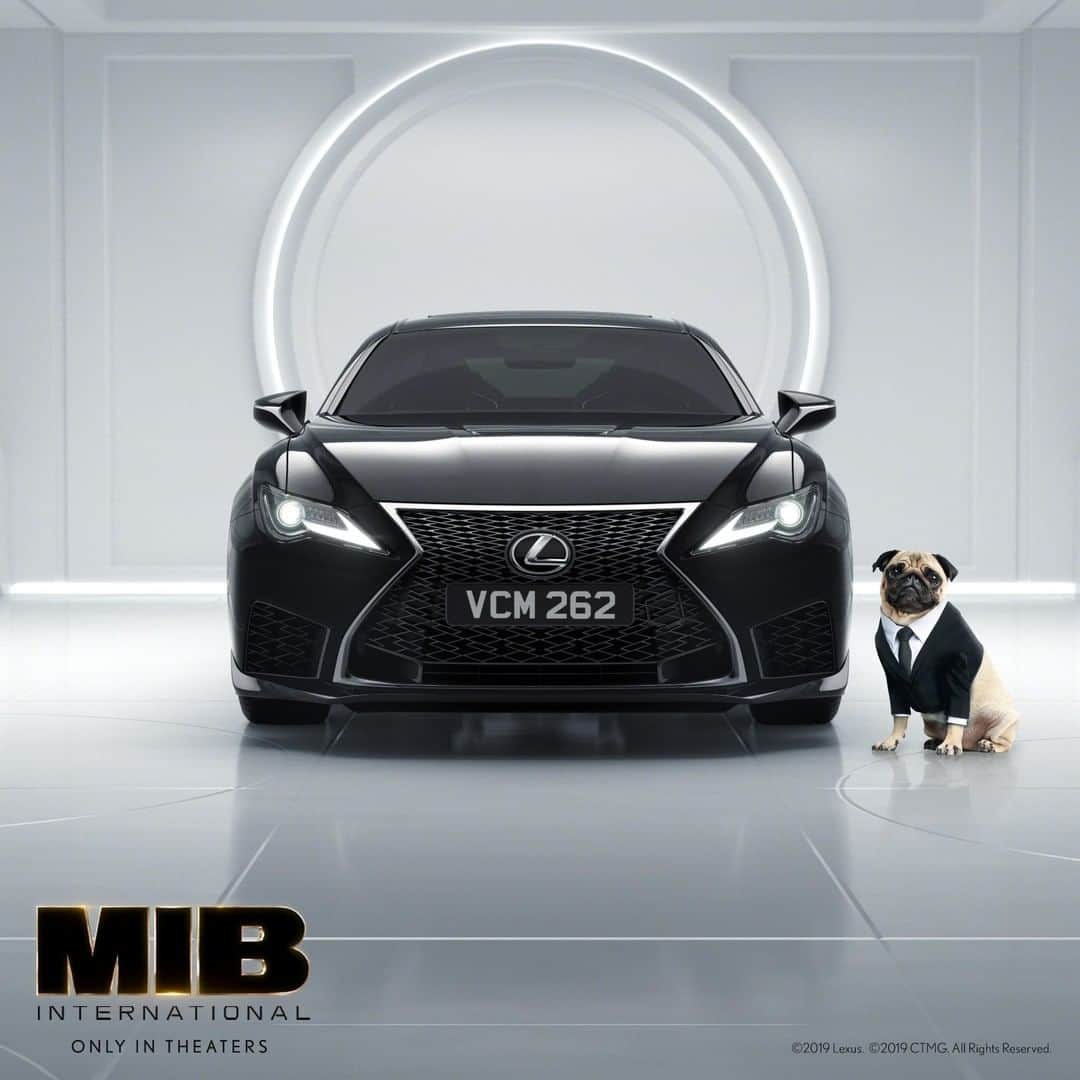 Lexus USAのインスタグラム：「Saving the world has never looked so good. Check out the #LexusRCF in #MIBInternational coming to theaters June 14th. @MenInBlack」