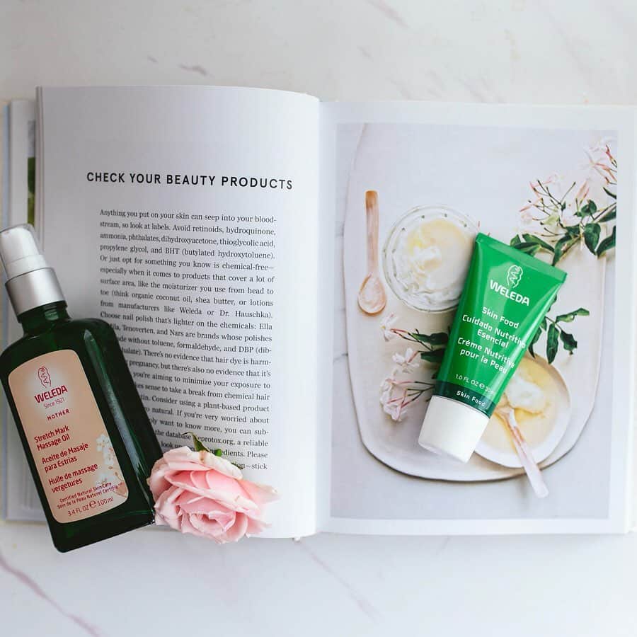 Weledaさんのインスタグラム写真 - (WeledaInstagram)「*GIVEAWAY* In support of all the mamas-to-be and new mothers out there, we’ve teamed up with some friends to offer one lucky mom the ultimate self-care prize pack full of items to help make pregnancy and early motherhood safe, calming, and special. Prizes include a copy of The New Rules of Pregnancy from @artisan_books, a set of Mama + Babe jackets from @ingridandisabel, our Calendula Essentials set and Essentials for Mommy-to-Be set from, and a 3-month pre- or post-natal fitness subscription from @Every_Mother. ⁣ ⁣ To enter, you must:⁣ 🌿 Like this post⁣ 🌿 Follow us and @artisan_books @ingridandisabel @Every_Mother⁣ 🌿 Tag a marvelous mama-to-be or new mama in the comments section (more tags = more entries!)⁣ ⁣ You have until 6/3 to enter. Good luck!」5月29日 4時08分 - weleda_usa