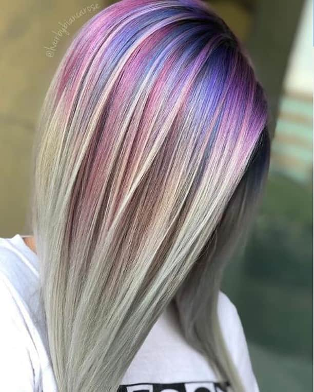 CosmoProf Beautyさんのインスタグラム写真 - (CosmoProf BeautyInstagram)「Straight up UNICORN MAGIC🦄🔮 Hair by @hairbybiancarose using all @Matrix #socolorcult 🍭  Formula 1: Disco Silver + Retro Blue + Clear 💙 Formula 2: Disco Silver + Bubblegum Pink + Clear 💕 Formula 3: Disco Silver + Royal Purple + Clear 💜  Formula 4: Melted into Disco Silver + Clear 🔗  #repost #cosmoprofbeauty #licensedtocreate #matrixcolor #unicornhair #rainbowhair #silverhair #unicornroots #rainbowroots」5月29日 5時00分 - cosmoprofbeauty