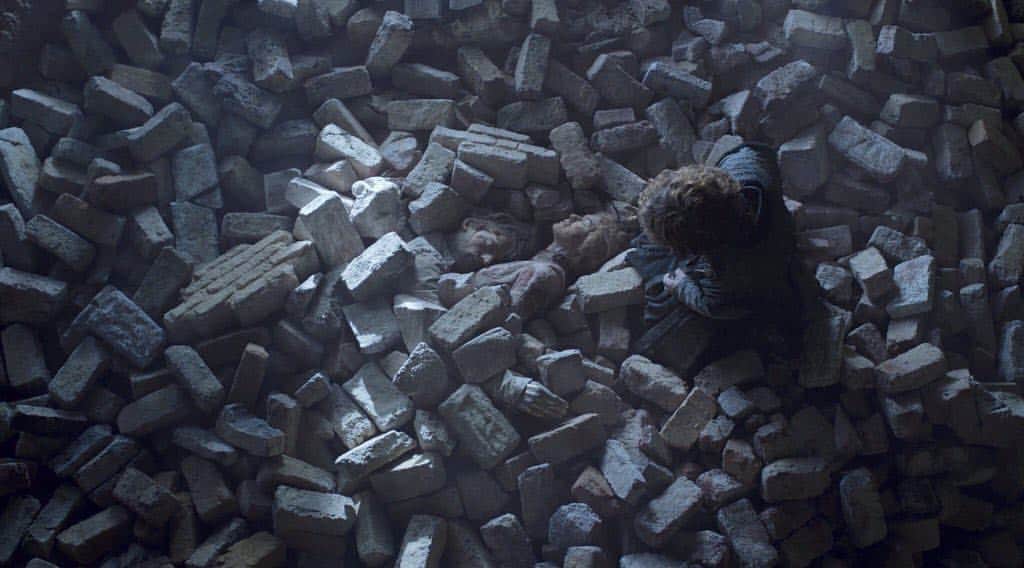 ピーター・ディンクレイジのインスタグラム：「House Lannister 💔」