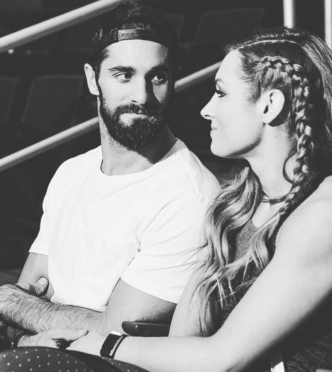 レベッカ・ノックスのインスタグラム：「Fala Amo. Happy Birthday @wwerollins」