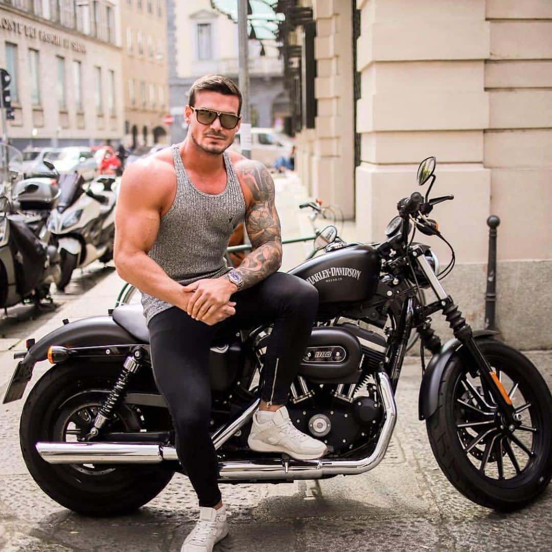 STYLE4GUYSさんのインスタグラム写真 - (STYLE4GUYSInstagram)「Check out our dear friend @mylesleask for more fitness & Lifestyles daily!  Tag us on your photos for your chance to be feature #Style4Guys」5月29日 7時14分 - style4guys