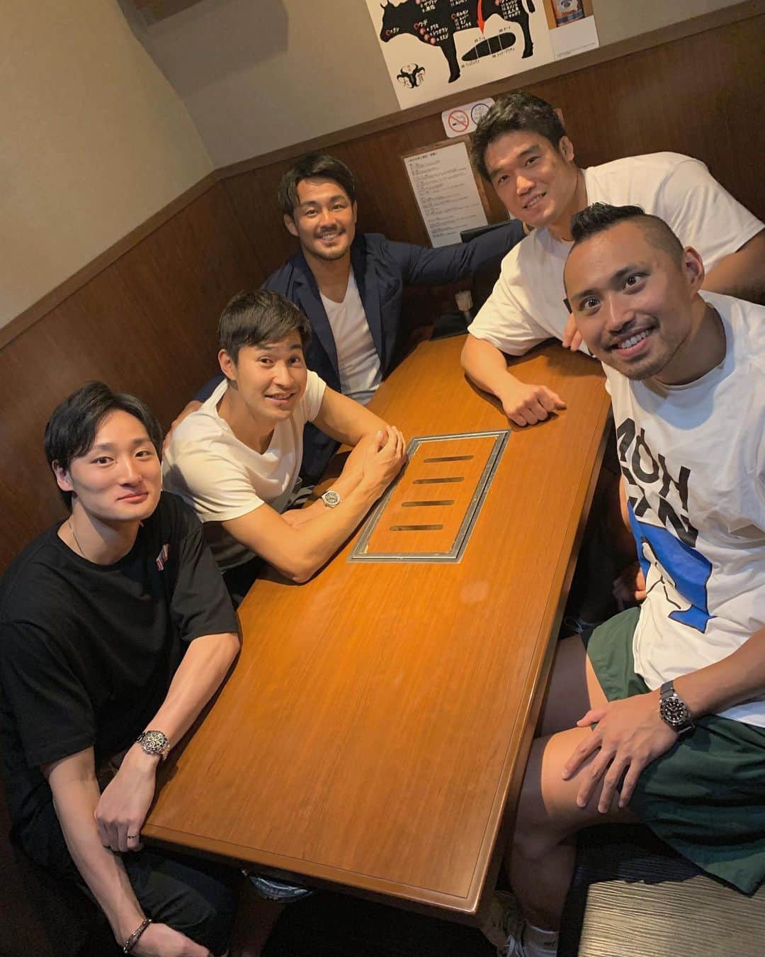 羽賀龍之介のグルメインスタ