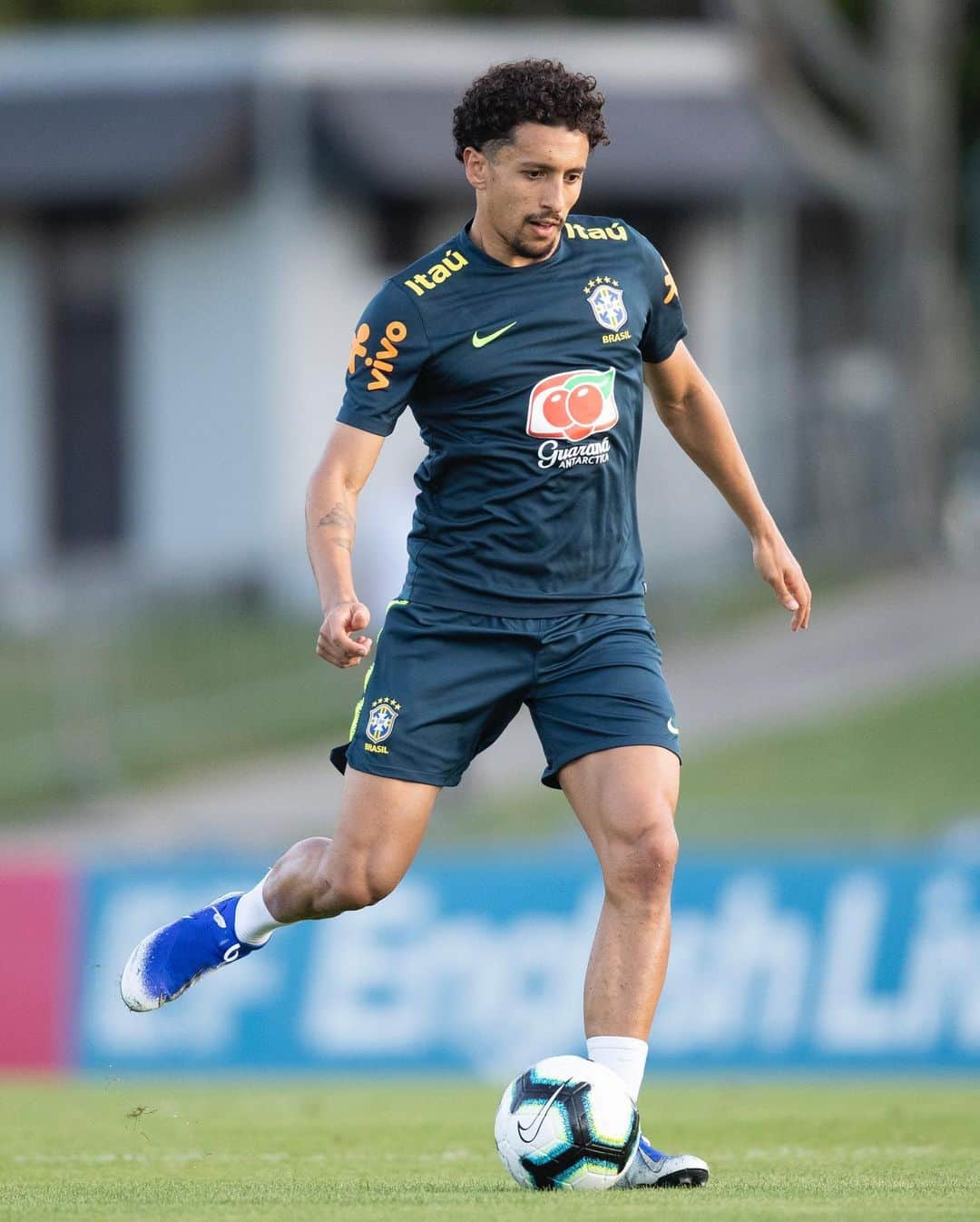 マルコス・アオアス・コレアさんのインスタグラム写真 - (マルコス・アオアス・コレアInstagram)「Começando os trabalhos aqui com a nossa Seleção para mais uma Copa América! 🤙🏽🇧🇷 #CopaAmerica #SeleçãoBrasileira」5月29日 8時37分 - marquinhosm5