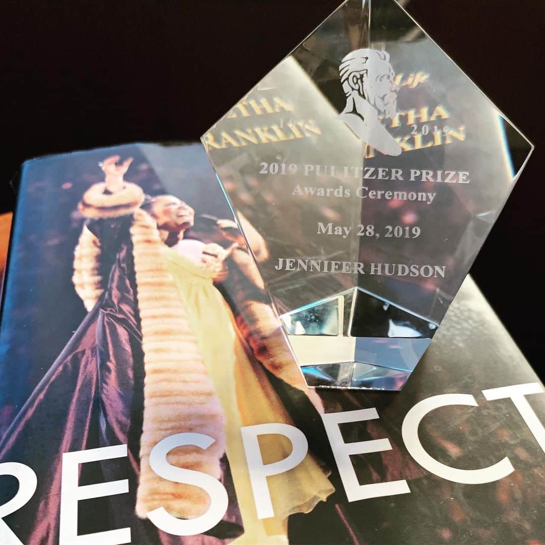 のインスタグラム：「So Humbled and Honored to Honor the Queen #ArethaFranklin  @pulitzerprizes」