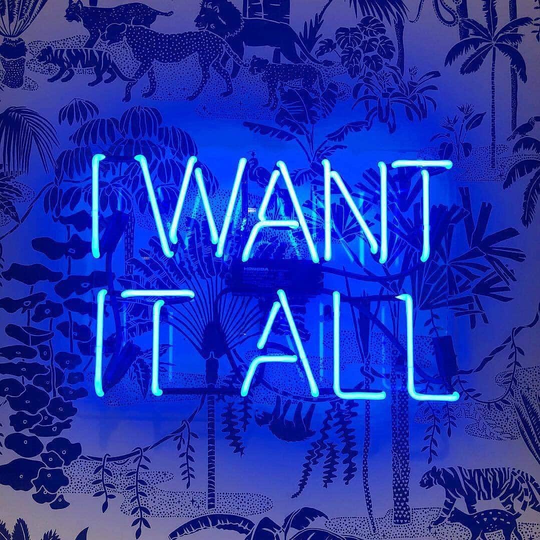 The Oliver Gal Artist Co.さんのインスタグラム写真 - (The Oliver Gal Artist Co.Instagram)「Get em before we sell out 🤩 Our neon sign collection is back in stock 💡 #olivergal」5月29日 9時19分 - olivergalart