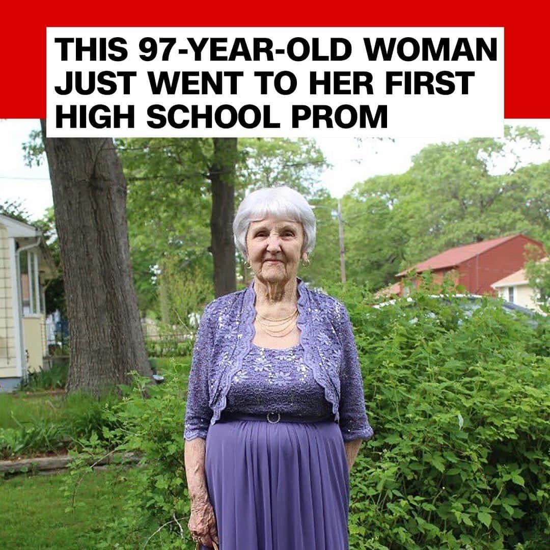 CNNさんのインスタグラム写真 - (CNNInstagram)「Eighty years ago, Helen Danis couldn’t afford to attend her prom. "I couldn't keep up with the kids," Danis told CNN affiliate WJAR. "I didn't really fit in. We were in the middle of a depression and money was scarce." But her granddaughter Julie Huddon has been helping her grandmother check things off her bucket list. Huddon got permission from Pilgrim High School, in Warwick, Rhode Island, to have her 97-year-old grandmother attend the prom as her date. Danis danced the night away doing the Hully Gully, the Cupid Shuffle and the Cha-Cha Slide. (📸: Sam Read/WJAL)」5月29日 10時00分 - cnn