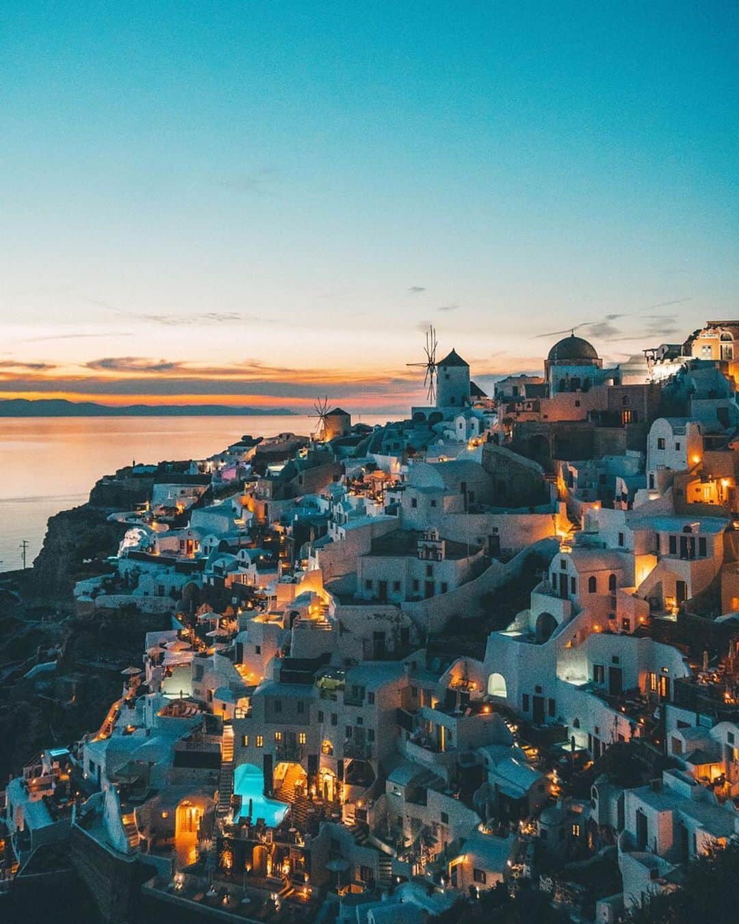 PicLab™ Sayingsさんのインスタグラム写真 - (PicLab™ SayingsInstagram)「3 shades of Santorini, Greece by @_dgtravel_ which shot do you like best?」5月29日 10時05分 - paradise